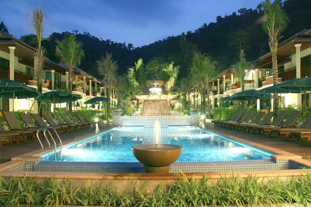 Khaolak Bayfront Resort Takuapa المظهر الخارجي الصورة