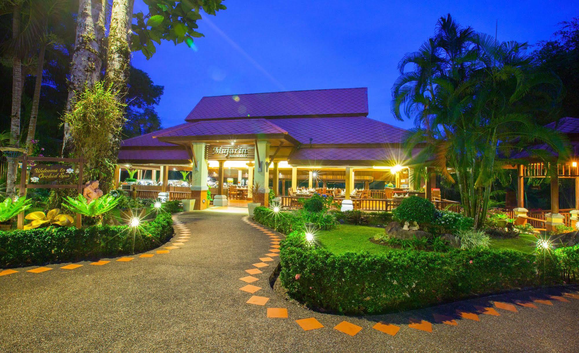 Khaolak Bayfront Resort Takuapa المظهر الخارجي الصورة